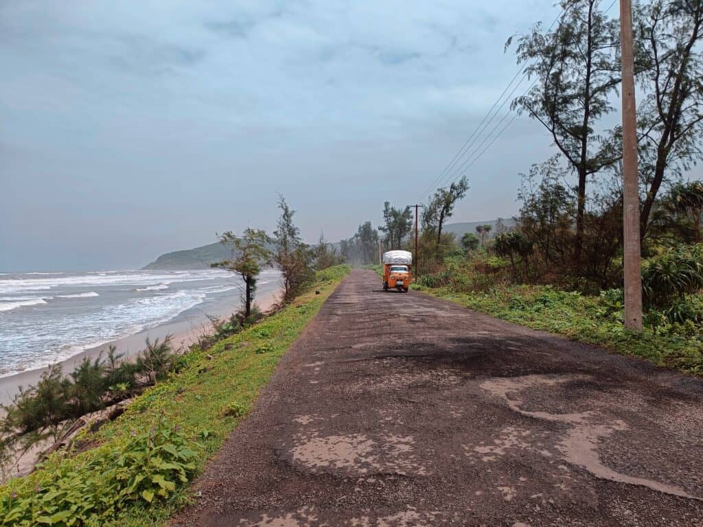 Mumbai Harihareshwar road trip driving along